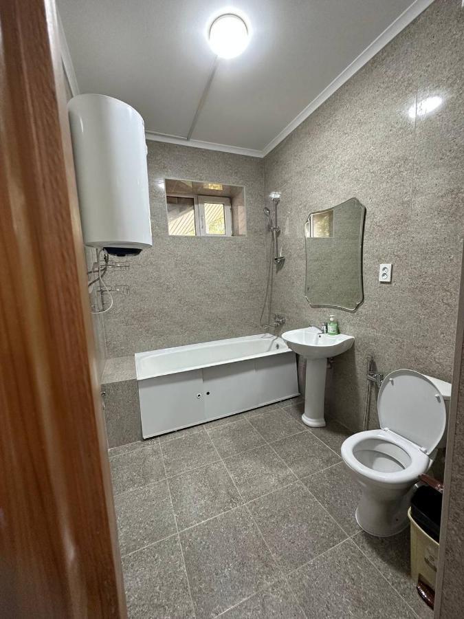Aya Sofia Albergue Bishkek Exterior foto